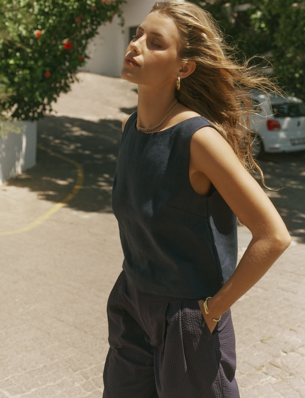 Jackie Top: Linen, Navy Blue