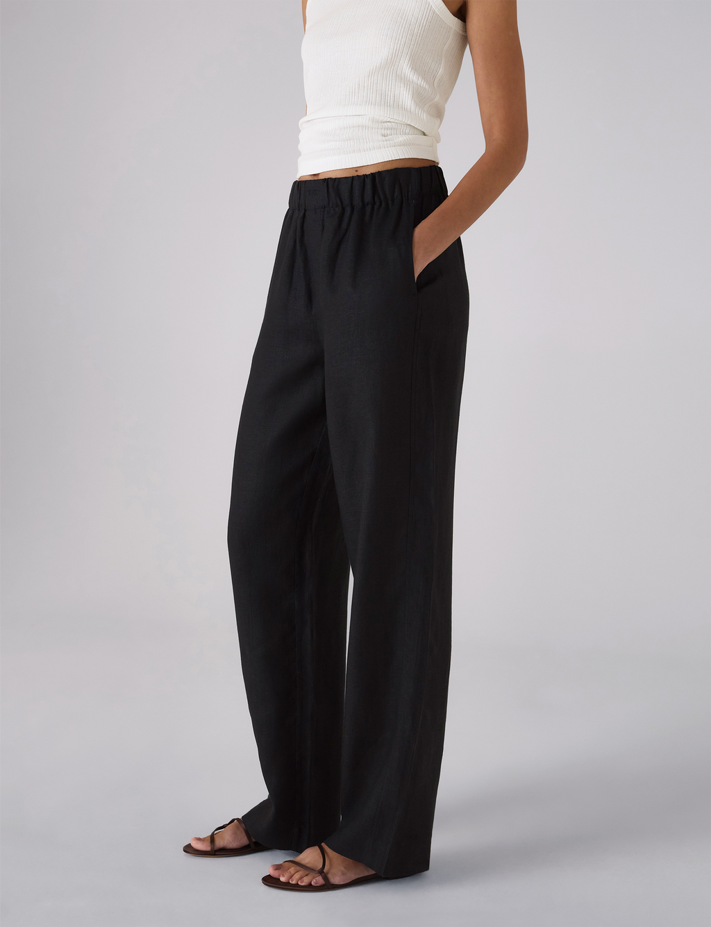 The Palazzo: Linen, Black